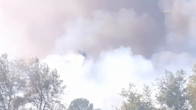 Video thumbnail for US, Los Angeles: Bouquet Canyon Bouquet Wildfire Threatens Homes Part 1.