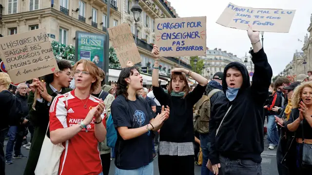 'Video thumbnail for France protesters rally against government spending cuts'
