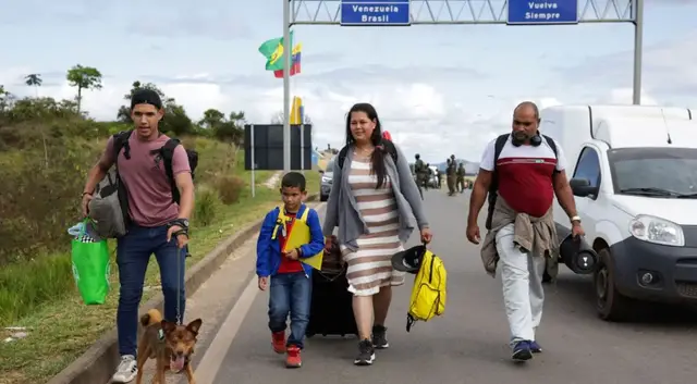 Video thumbnail for Venezuelan migrant influx puts pressure on Brazil’s health services near border