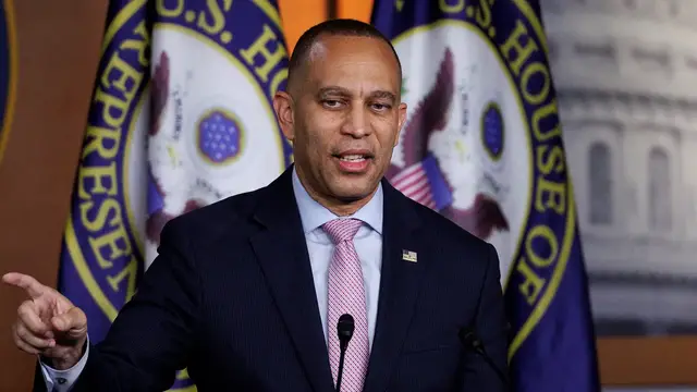 Video thumbnail for Senior Democrat responds to Trump death penalty threat