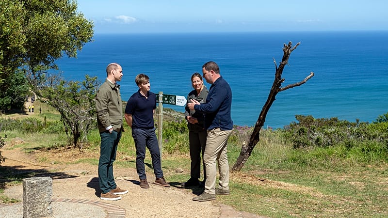 Video thumbnail for Cape Town mayor elected to lead S.Africa's second-largest party