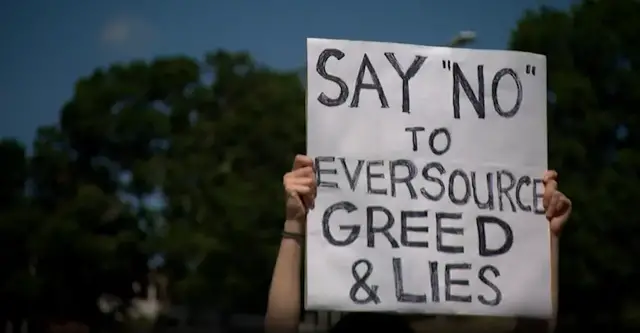 Video thumbnail for Gov. Lamont, Sen. Fazio publicly spar over electric bills at Bond Commission meeting
