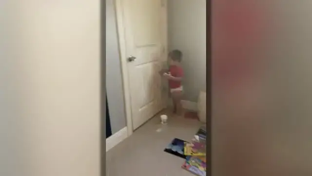 Video thumbnail for Tot Caught Copying Painter Dad By 'Painting' Room With Diaper Cream | Happily TV