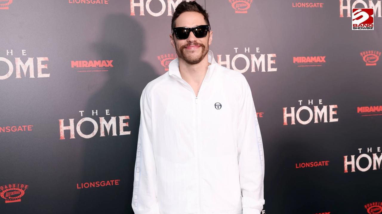 Video thumbnail for Pete Davidson's baby already 'talks all day'