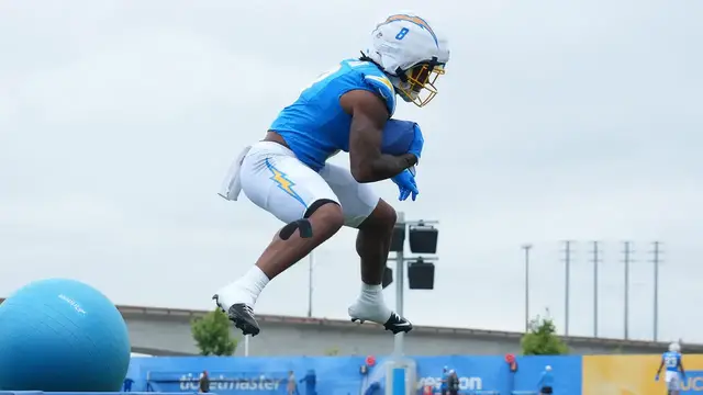 Video thumbnail for Where To Look For Value When Drafting Fantasy Rosters?