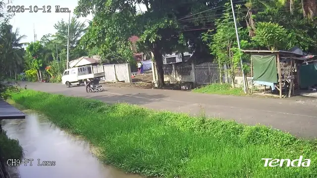 Video thumbnail for US: Motorcyclist Crashes While Trying to Avoid Truck on Road.