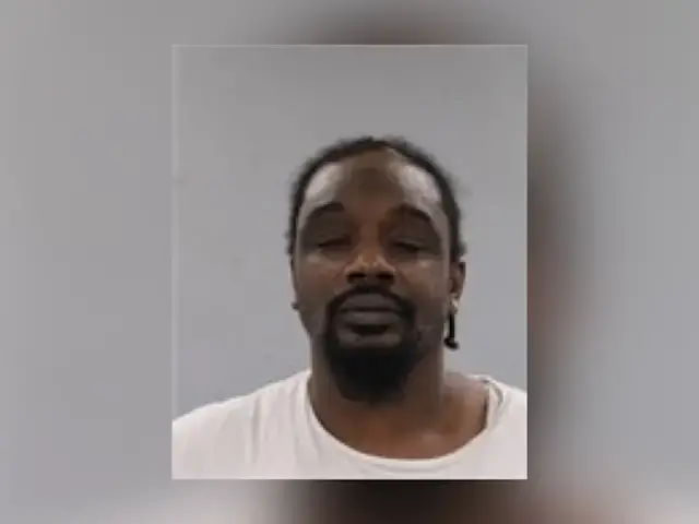 Video thumbnail for Connecticut man charged after police pursuit ends in Bridgeport crash