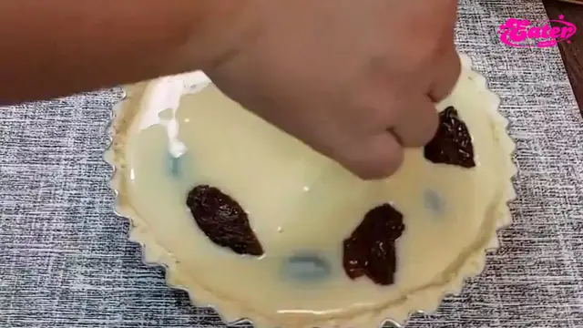 Video thumbnail for Easy Way to Making Tempting Dried Prunes Pie Recipe
