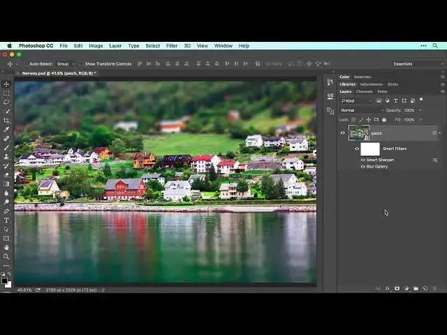 Video thumbnail for How to apply a Sharpen Filter to Give Your Photo a Finishing Touch in Photoshop 2022