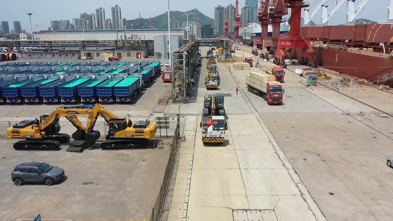 Video thumbnail for China: China's construction machinery exports see robust growth in Q1.