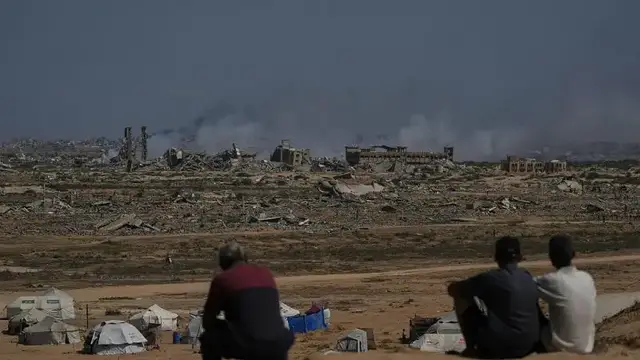 'Video thumbnail for Israel orders halt to gaza city offensive while strikes persist'