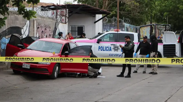 Video thumbnail for Inside Sinaloa's cartel war, two years on and no end in sight | Inside Latin America