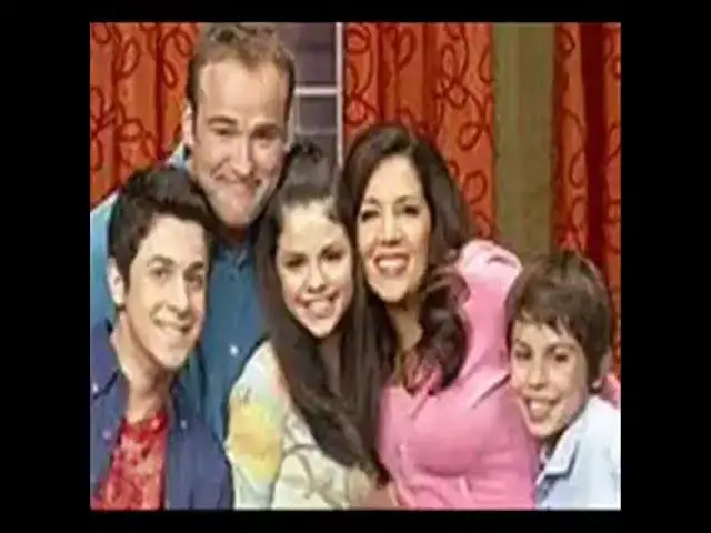Video thumbnail for wizards of waverly place slide show