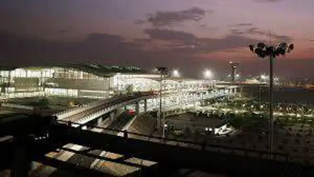 Video thumbnail for which is the biggest airport in india