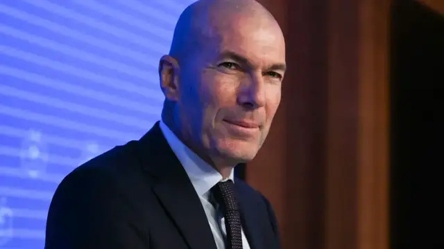 Video thumbnail for 'The only thing I wanted to do': Zidane returns to coach 'Les Bleus'