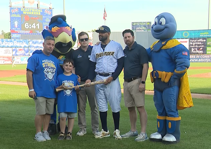 Video thumbnail for Trenton Thunder honor injured South Jersey youth baseball player before game