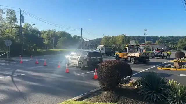 Video thumbnail for Police: 1 person killed in Elmsford crash