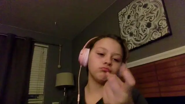 Video thumbnail for sugar on my tongue!