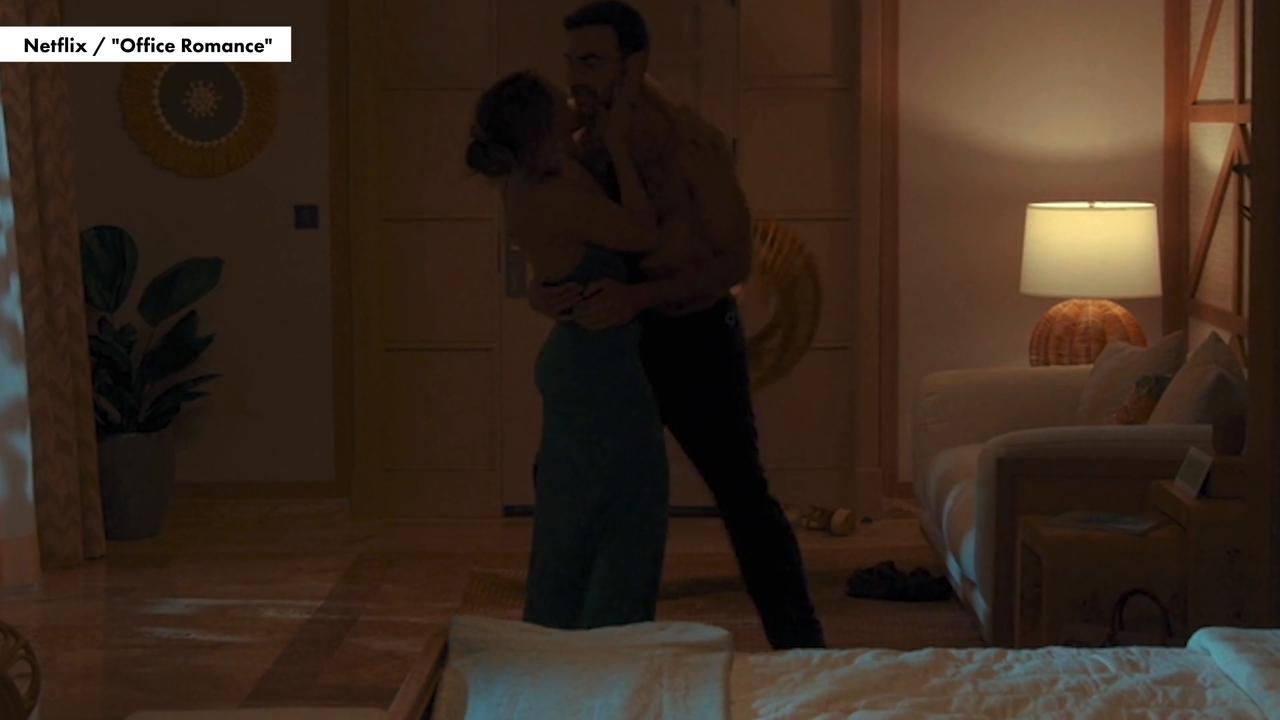 Video thumbnail for Director Ol Parker Knows 'Office Romance' Is R-Rated In Every Way Except Sex