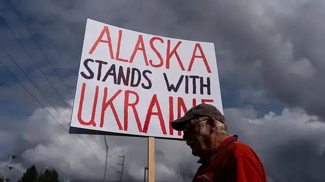 'Video thumbnail for Protesters rally over Zelenskyy’s exclusion from Trump–Putin summit'