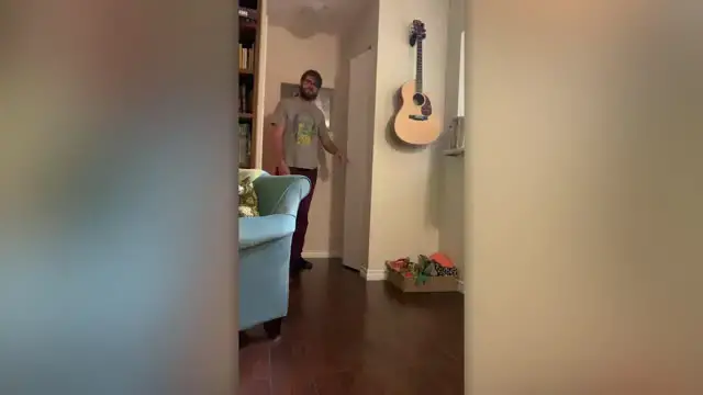 Video thumbnail for Man Surprised With Fanny Pack Pregnancy Announcement | Happily TV