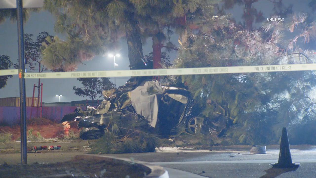 Video thumbnail for US, Los Angeles: Ontario Car Crashes Into Tree Fatal.
