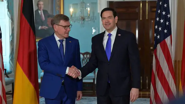 Video thumbnail for US: US Secretary of State Rubio meets German Foreign Minister Wadephul in Washington DC.