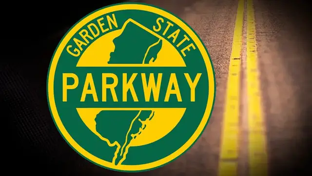 Video thumbnail for Radioactive medical material found in SUV after Parkway crash