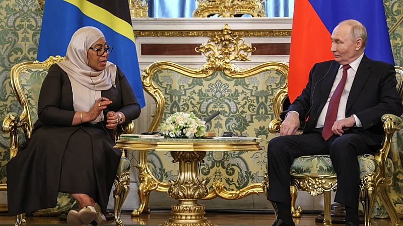 Video thumbnail for Tanzania's president visits Russia amid frayed ties with the West