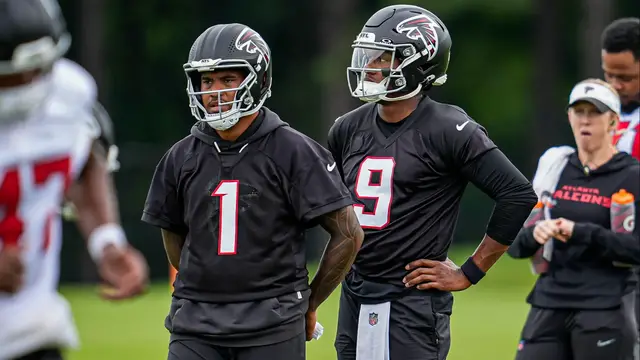 Video thumbnail for NFC South Woes: Injury and Contract Issues Throughout Division