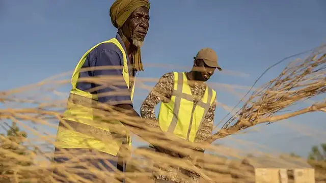 Video thumbnail for Malian refugees turn to firefighting to give back to their communities in Mauritania