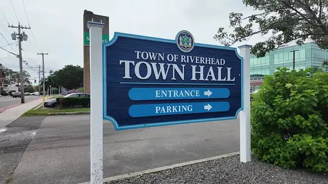 Video thumbnail for Riverhead considers overnight ban on commercial vehicles parked on residential streets