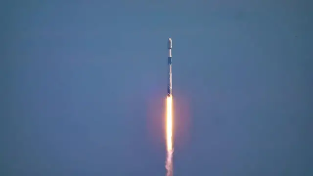 Video thumbnail for US: SpaceX Launches Starlink 10-39 Mission.