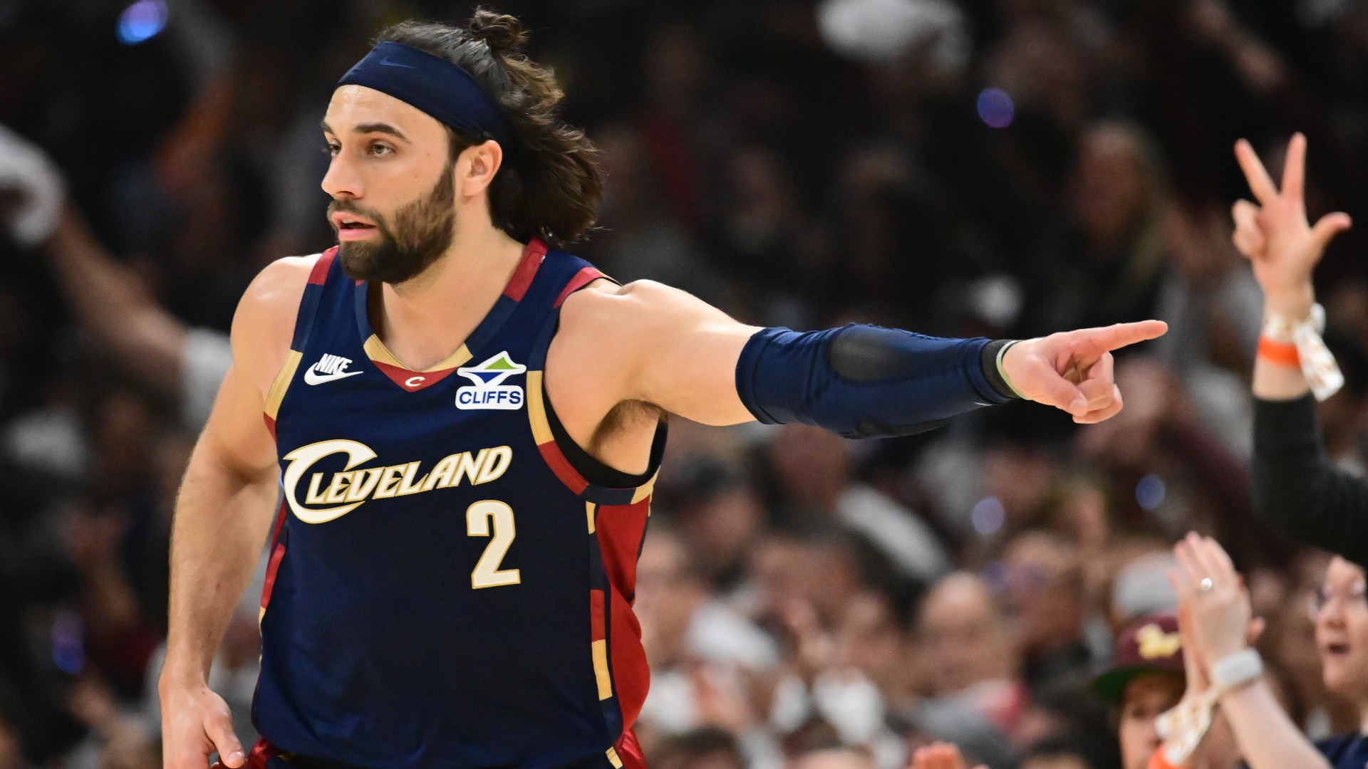 Video thumbnail for Cavaliers Tie Series 2-2 with Thrilling Win Over Pistons