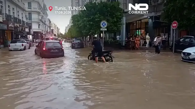 Video thumbnail for Torrential rain and flooding slam Tunis, forcing schools to close
