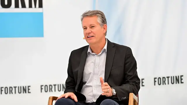 'Video thumbnail for Walmart U.S. CEO expects workforce size to hold steady over next 5 years'