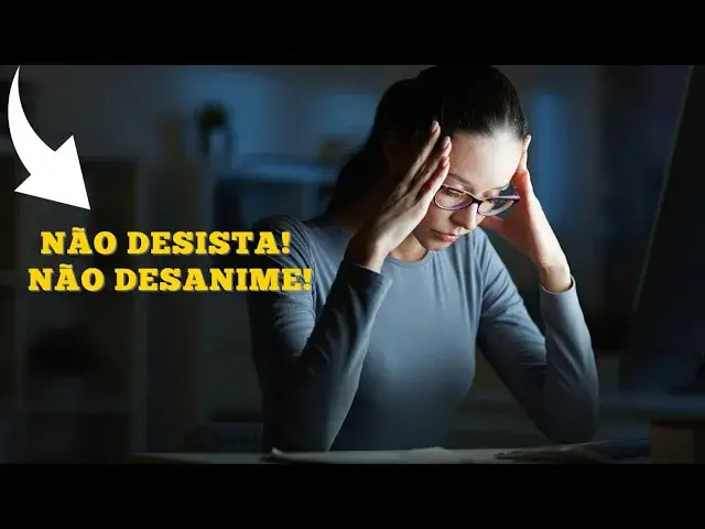 'Video thumbnail for NÃO DESISTA! VEJA ESSE VÍDEO QUANDO ESTIVER DESANIMADO! | MOTIVAÇÃO'