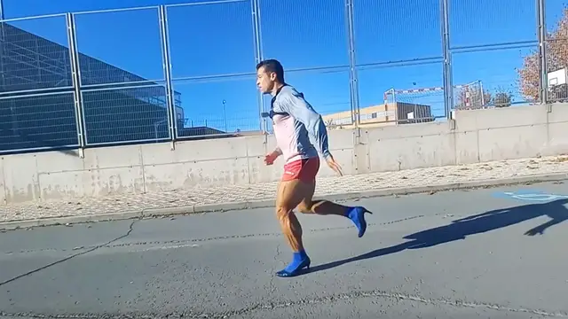 'Video thumbnail for Fastest 100m backwards in high heels - 16.55 seconds by Christian Rodriguez'