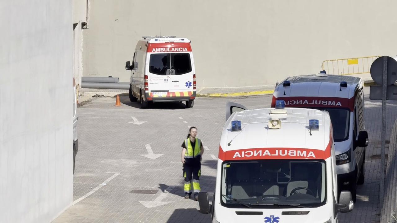 Video thumbnail for Spain: Spain hospitalizes woman linked to hantavirus victim on Johannesburg flight.