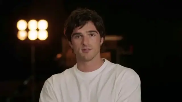 Video thumbnail for The Dog Stars: Special Look (Featurette)