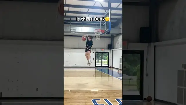 Video thumbnail for (358) dunk attempt: did he make it?