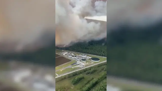 Video thumbnail for US: Mississippi wildfire burns 1,000 acres, reaches 35% containment.