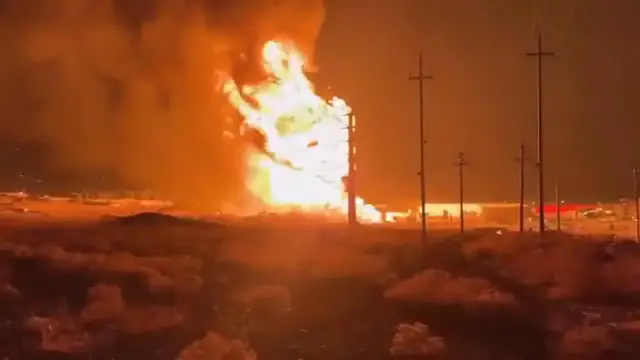 Video thumbnail for Iraq: Explosion Rips Through North Iraq Fuel Depot.