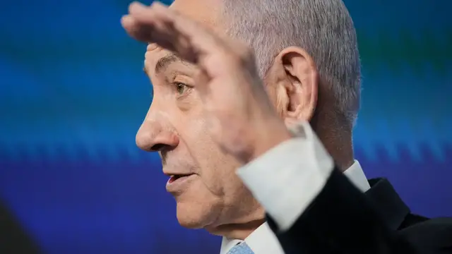 Video thumbnail for Israel gas deal: Netanyahu says he's approved $35b gas deal with Egypt