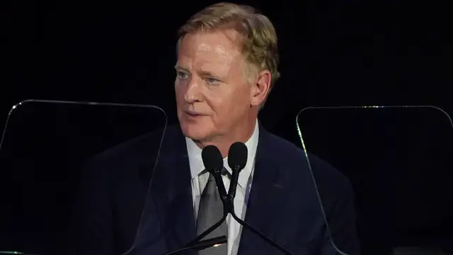 Video thumbnail for Roger Goodell Confirms Plans for Overseas Expansion
