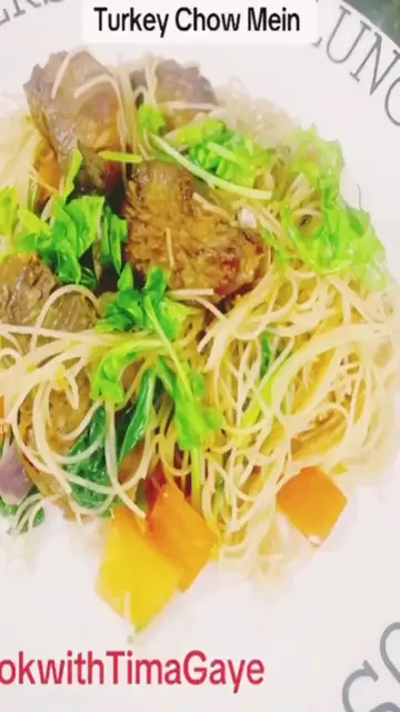 Video thumbnail for Easy Turkey Chow Mein Recipe with Rice Noodles and Vegetables