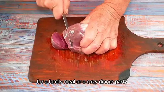 Video thumbnail for Loaded Potato And Meatloaf Casserole