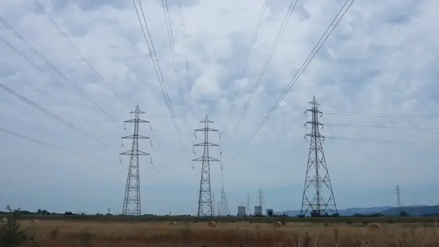 Video thumbnail for France: Golfech nuclear reactors remain offline amid heatwave in France.