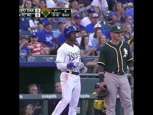 'Video thumbnail for Josh Reddick’s Throw Goes Nowhere 😳'