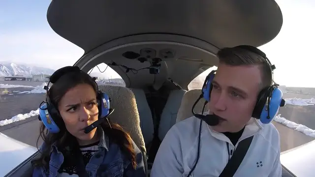 Video thumbnail for Pilot Surprises Girlfriend With Proposal At 8500ft | Happily TV